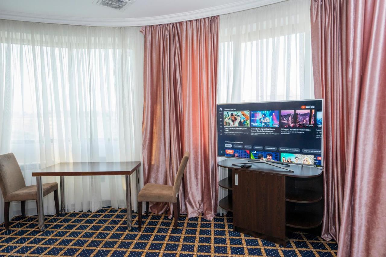 Corniche Hotel Baku Exterior photo